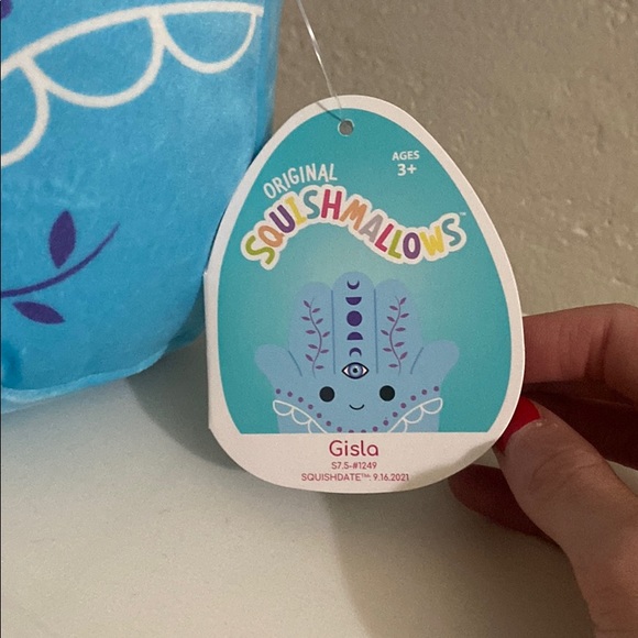 8 inch new with tags Gisla Squishmallow ! - Picture 2 of 3